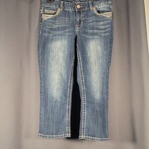Maurices Women's Crop Medium Wash Blue Denim Jeans Embroidered Studded 5/6